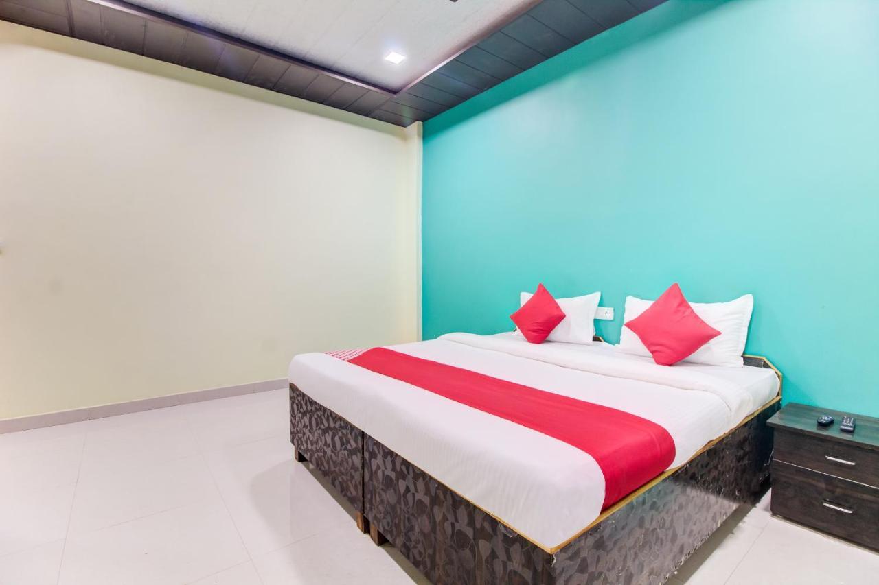 Hotel Oyo 48915 Chaitanya Green Park Vani Exteriér fotografie