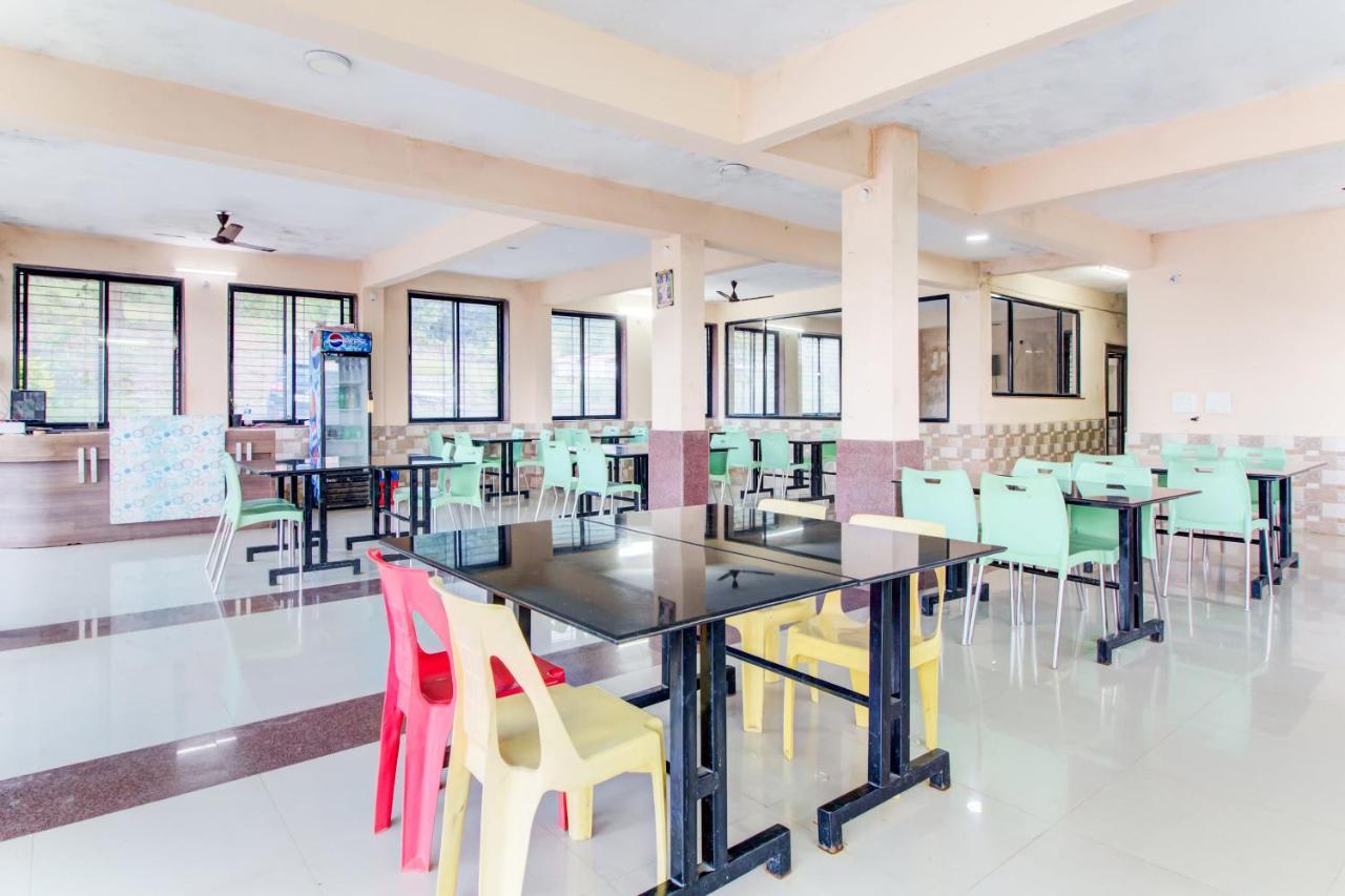 Hotel Oyo 48915 Chaitanya Green Park Vani Exteriér fotografie